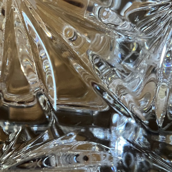 Waterford Crystal Praying Hands votive candle holder. Perfect condition. - Picture 4 of 5